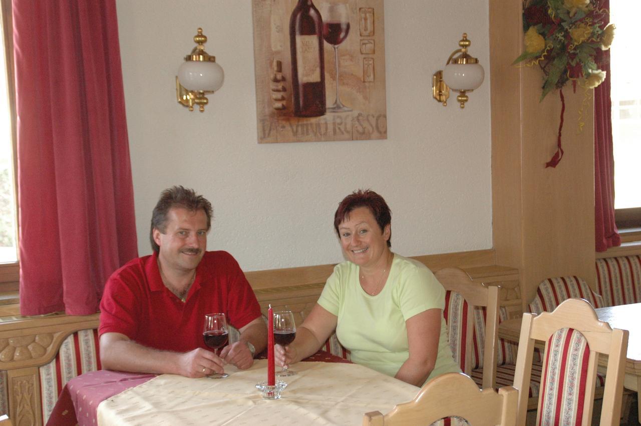 Gasthof Platzschmied Guttaring Buitenkant foto