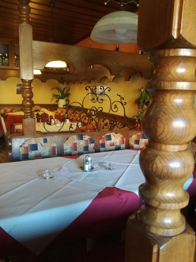 Gasthof Platzschmied Guttaring Buitenkant foto